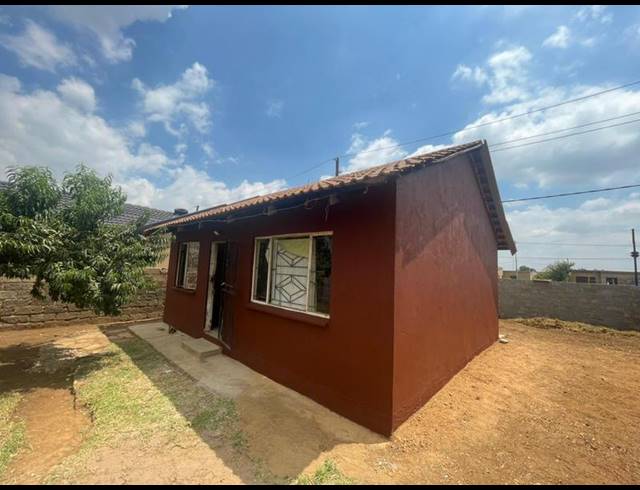 2 BEDROOM HOUSE FOR SALE IN DRIEZIEK